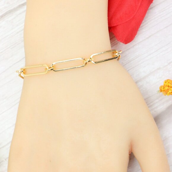 "Trendy Handmade Bracelet – A Thoughtful Gift for Girls & Women | UNVRC1572 - Picture 10 of 10